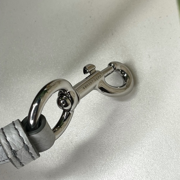 MARC Jacobs🍂🍁nude leather strap silver  hardware new - Picture 11 of 13